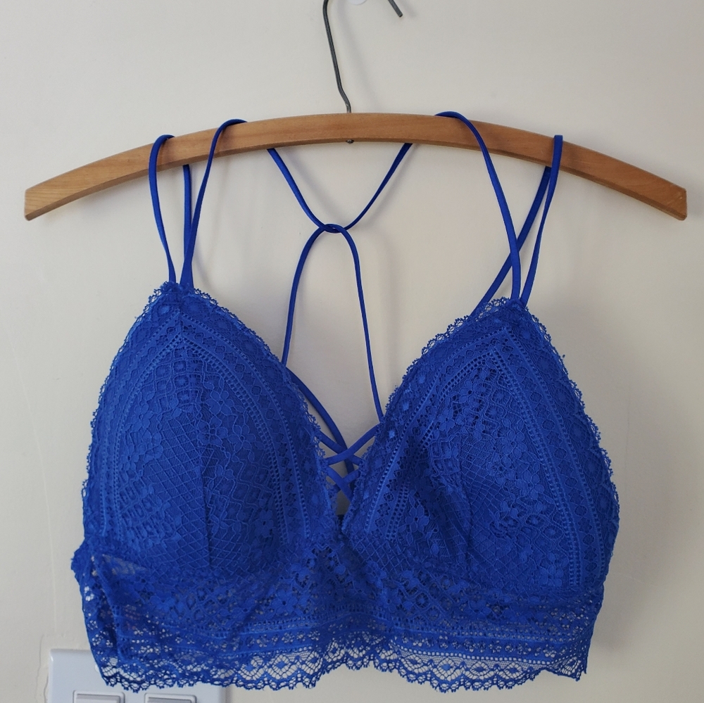 2/$20 Rose+Vine lacy bralette